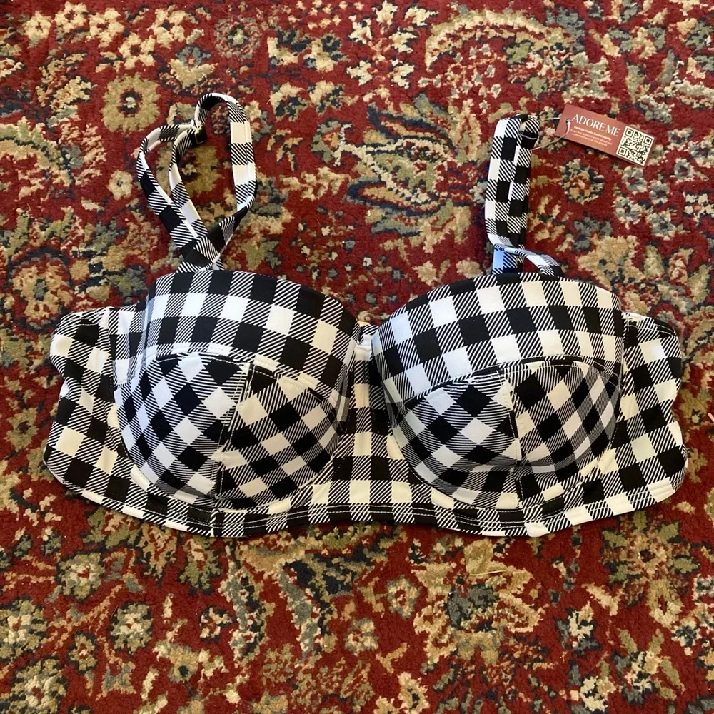 Adore Me Classic Checkered Bikini Top - Picture 3 of 8